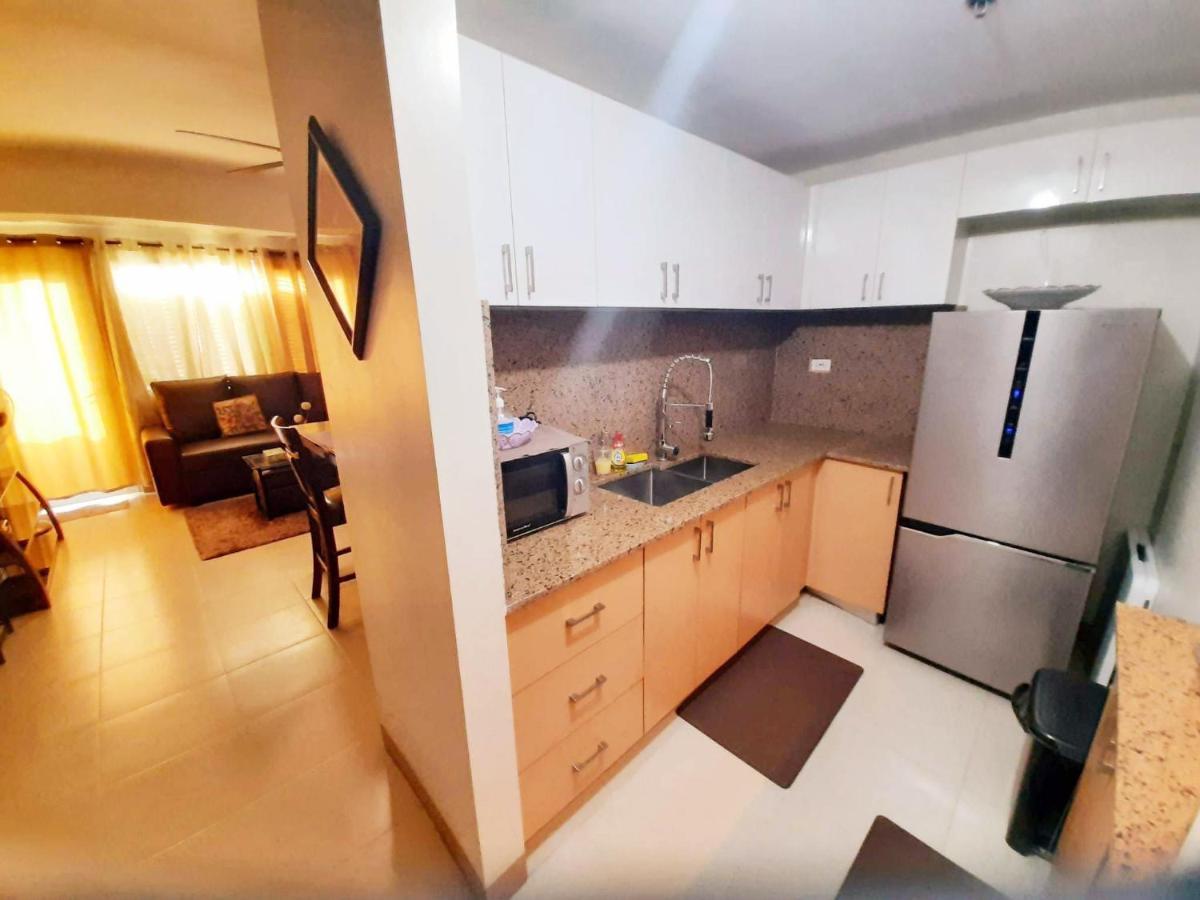 Manhattan Plaza Tower 1 ケソンシティ エクステリア 写真